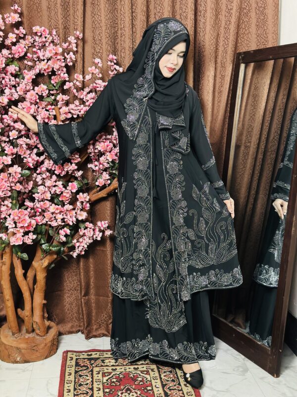 Extra koti, Borkha and Hijab Stylish Les Stone Dubai Chery Borkha 2602