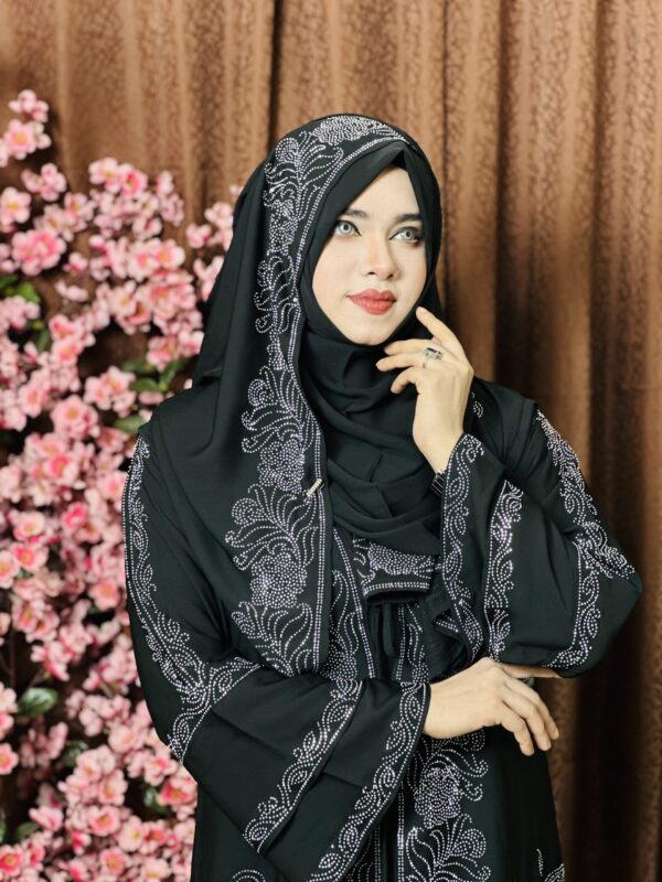 Extra koti, Borkha and Hijab Stylish Les Stone Dubai Chery Borkha 2602