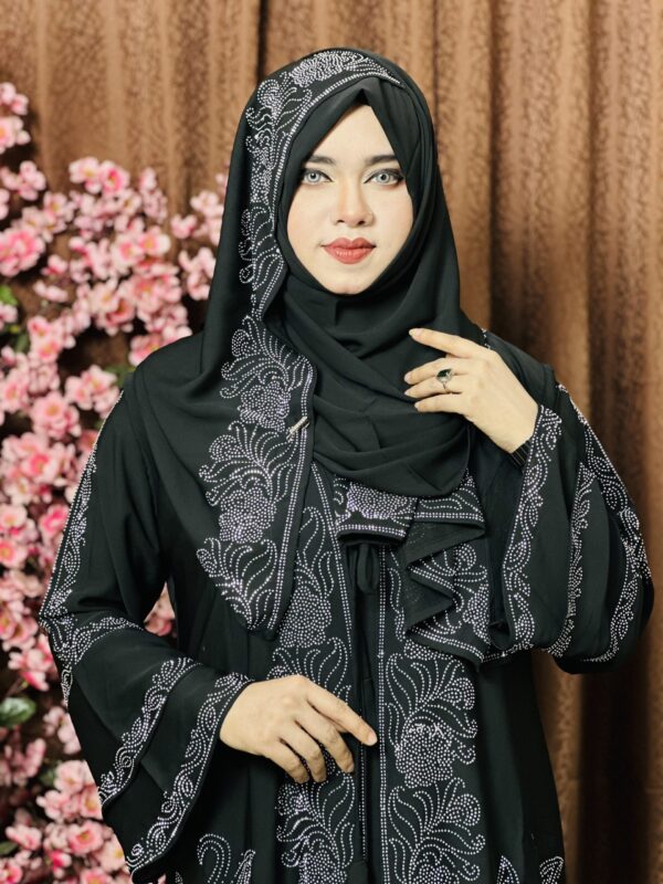 Extra koti, Borkha and Hijab Stylish Les Stone Dubai Chery Borkha 2602