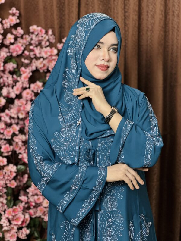 Extra koti, Borkha and Hijab Stylish Les Stone Dubai Chery Borkha 2603